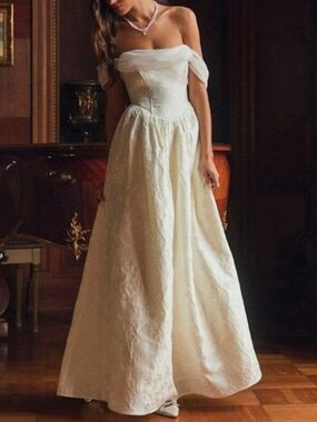 Lulus | Dresses | Duchess Ivory Lace Bell Sleeve Maxi Dress | Poshmark